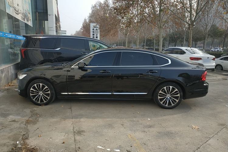 Used Volvo S90 2024 B5 Zhiyi Luxury Edition
