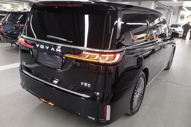 Used VOYAH Dream 2025 PHEV Four-Wheel-Drive Flagship Version – Qiankun Edition