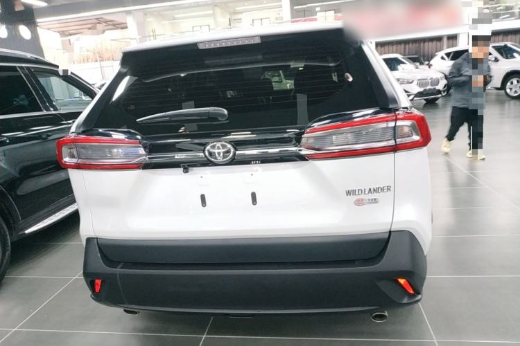 Used Toyota Wildlander 2023 2.0L CVT Two-Wheel Drive Leading Edition
