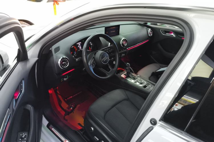 Used Audi A3 2020 Sportback 35 TFSI Fashion Edition China VI Emission Standard
