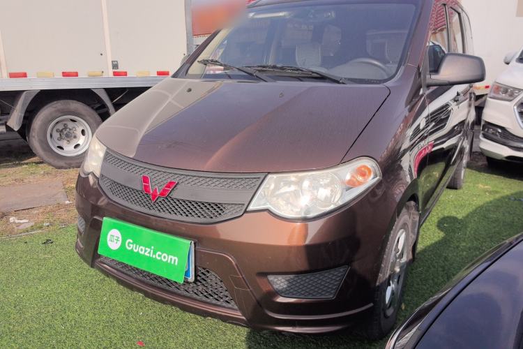 Used Wuling Hongguang 2015 1.5L S Base Model China IV
