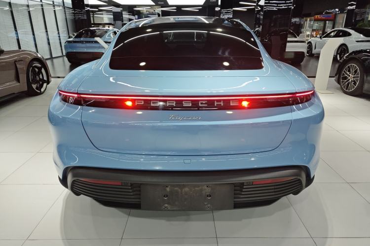 Used Porsche Taycan 2022-Year Updated Taycan
