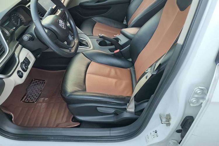 Used Buick GT 2015 15N Automatic Elite Version
