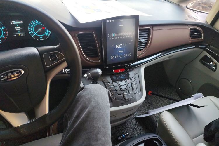 Used  L5 2022 2.0T Automatic Business Edition
