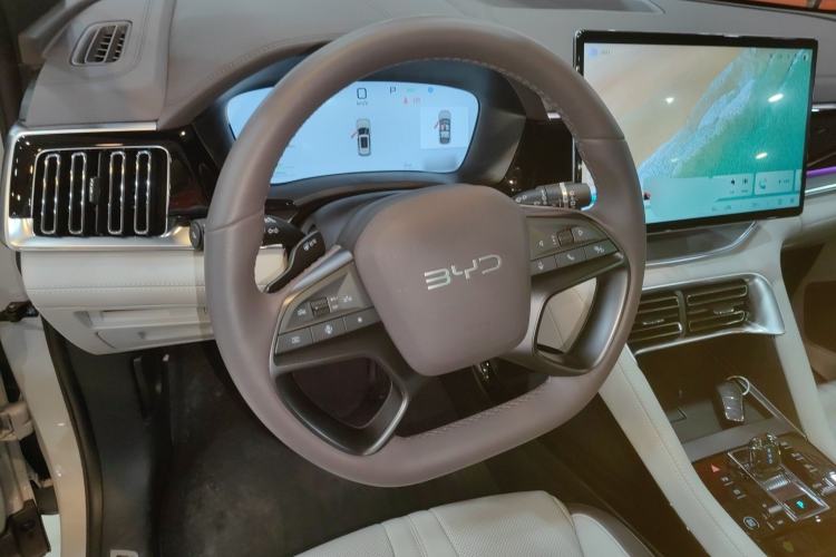 Used BYD Song PLUS New Energy 2025 DM-i Intelligent Driving 160KM Flagship Model
