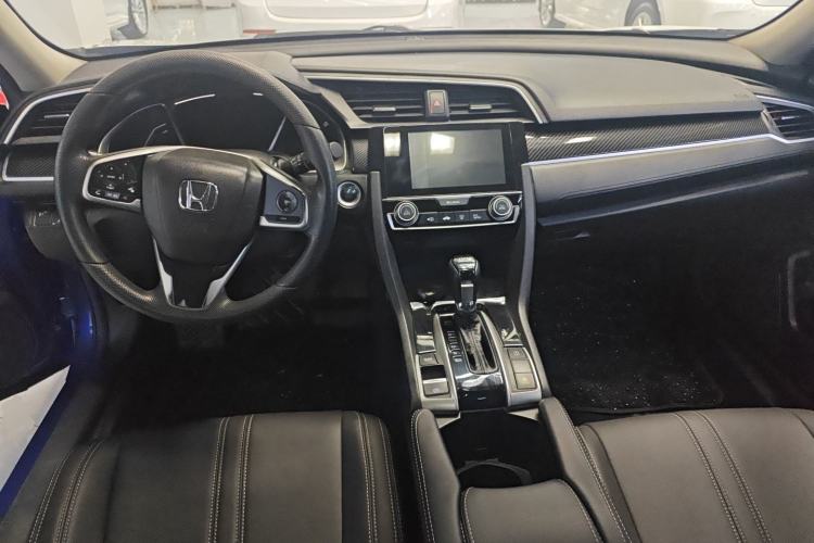Used Honda Civic 2016 220TURBO CVT Luxury Edition

