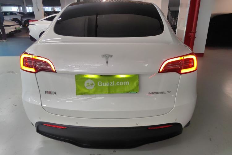 Used Tesla Model Y 2021 Long-Range All-Wheel-Drive Version 3D7