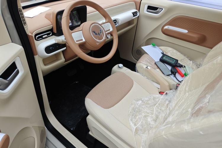 Used Wuling Hongguang MINIEV 2024 3rd Generation 215km Youth Edition
