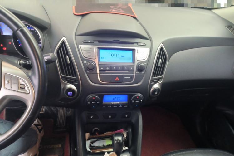 Used Hyundai ix35 2015 2.0L Automatic 2WD Smart Version China V Standard
