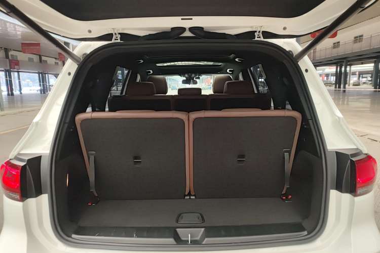 Used Mercedes-Benz GLB 2022 Updated GLB 200 Fashion Edition
