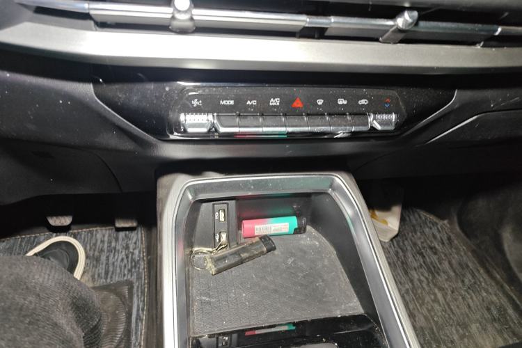 Used Wuling Jiachen 2022 1.5L Manual Comfort Edition
