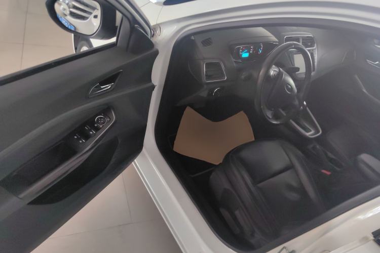 Used Ford Escort 2015 1.5L Automatic Fashion Model
