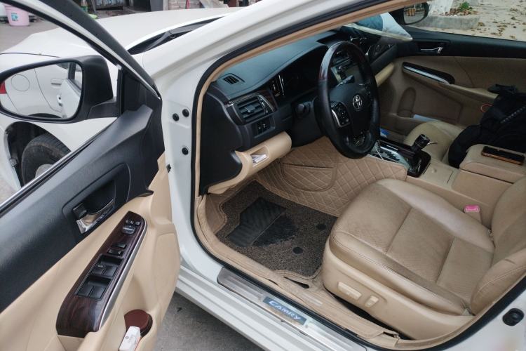 Used Toyota Camry 2015 Dual-Engine 2.5 HG Luxury Navigation Edition