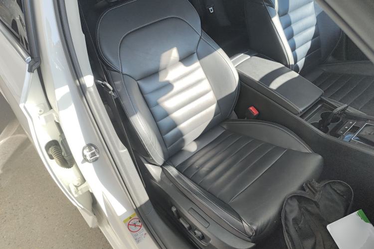 Used Skoda Superb 2016 TSI330 DSG Smart Drive Edition
