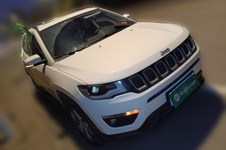 Used  Compass 2017 200T Automatic Family Edition
