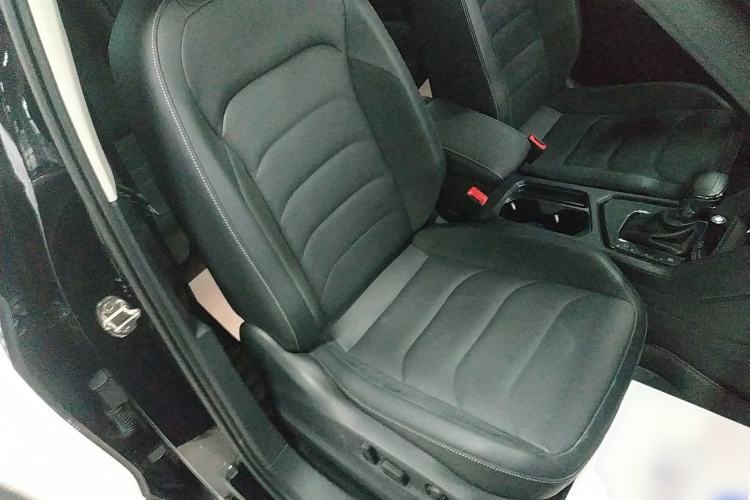 Used Volkswagen Tiguan L 2021 330TSI Automatic Two-Wheel Drive Smart Edition
