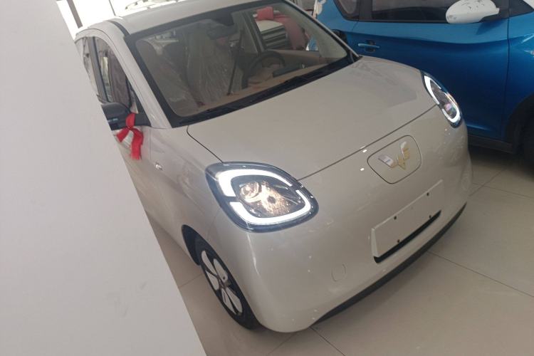 Used Wuling Hongguang MINIEV 2025 Four-Door Version Advanced Edition
