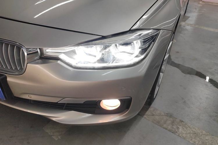 Used BMW 3 Series 2018 320Li Fashion Model
