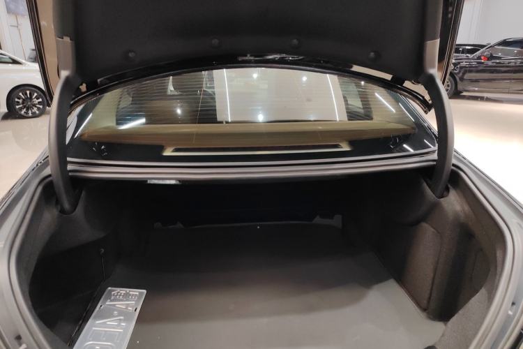 Used Mercedes-Benz E-Class 2021 Facelift E 260 L
