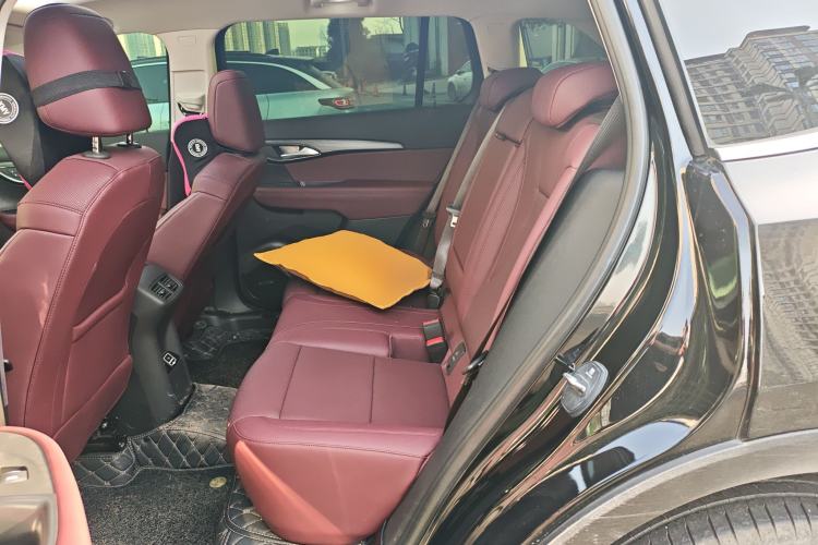 Used Buick Envision 2026 Model Equinox Plus 28T Two-Wheel-Drive Platinum Edition
