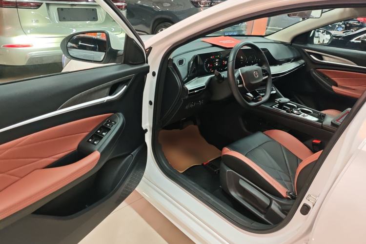 Used Changan Eado 2023 Changan Edition PLUS Blue Whale NE 1.4T GDI DCT Prestige Version
