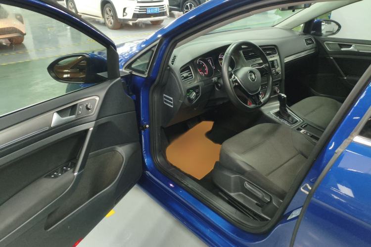 Used Volkswagen Golf 2015 1.4TSI Automatic Comfort Model