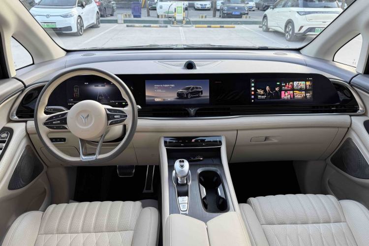 Used VOYAH Dream 2022 Low-Carbon Edition Dream+ Smart Enjoyment Package
