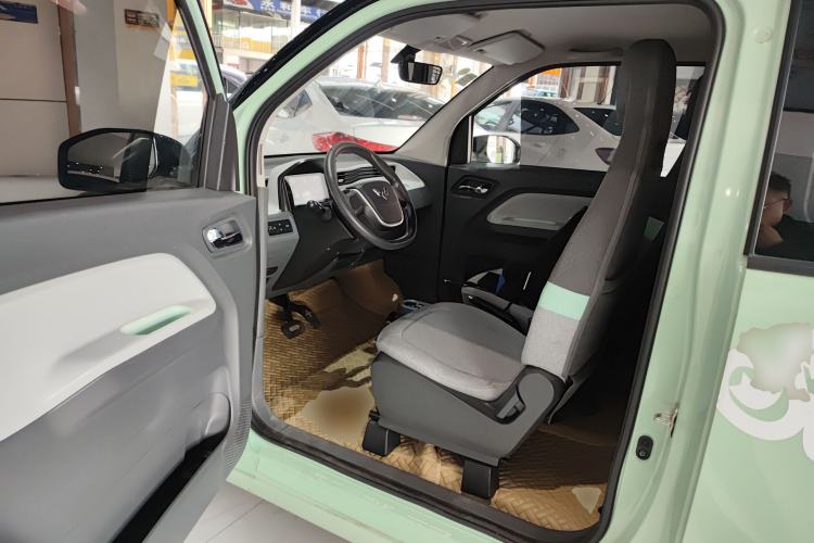 Used Wuling Hongguang MINIEV 2022 Macaron Premium Model – Lithium Iron Phosphate