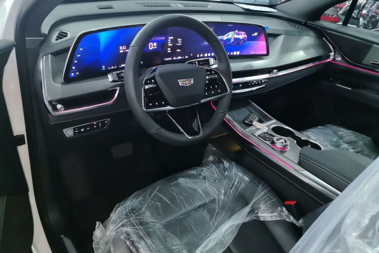 Used Cadillac XT5 2025 2.0T Luxury Version