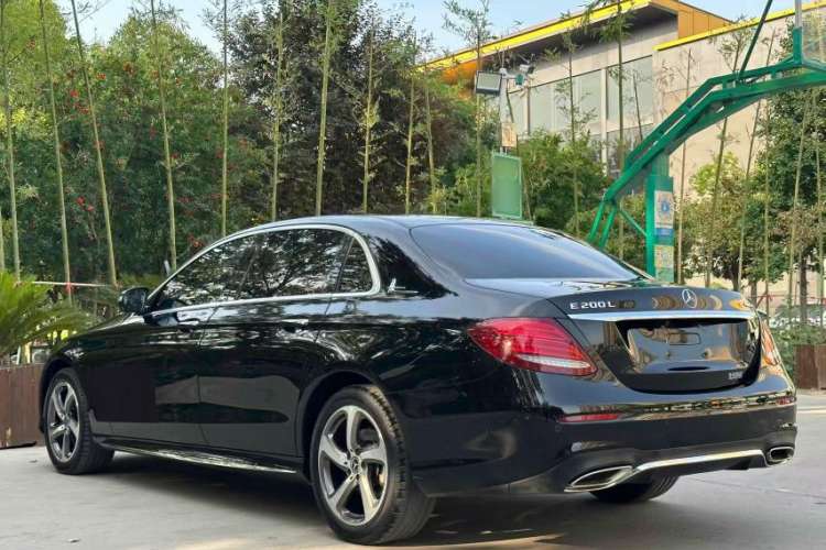 Used Mercedes-Benz E-Class 2018 Facelift E 200 L Sport 4MATIC
