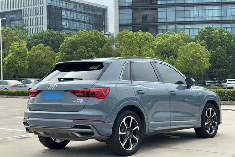 Used Audi Q3 2022 40 TFSI Fashion Dynamic Model
