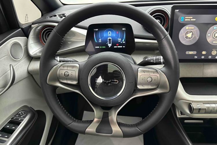 Used BYD Dolphin 2021 405 km Fashion Edition
