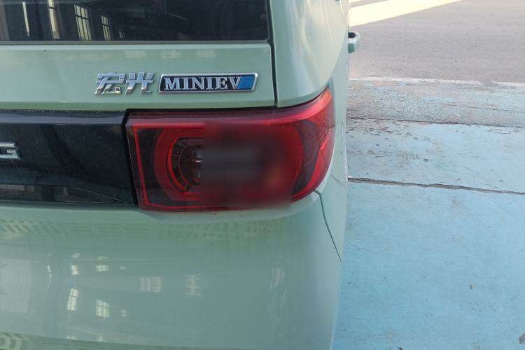 Used Wuling Hongguang MINIEV 2021 Macaron Fashion Edition Lithium-Ion Battery
