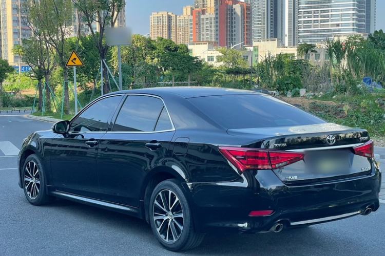 Used Toyota Crown 2018 2.0T Fashion Edition
