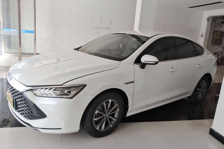 Used BYD Qin PLUS 2023 Champion Edition DM-i 55KM Leading Model
