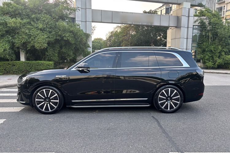 Used Hima AITO M9 2024 Range-Extended Ultra Version 42 kWh 6-Seater Model
