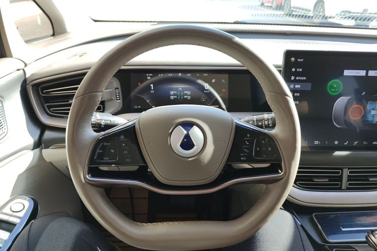 Used Denza D9 2022 DM-i 970 Four-Wheel Drive Prestige Model
