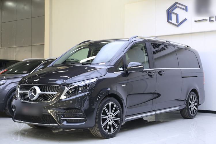 Used Mercedes-Benz V-Class 2022 V 260 L Long-wheelbase Luxury Edition