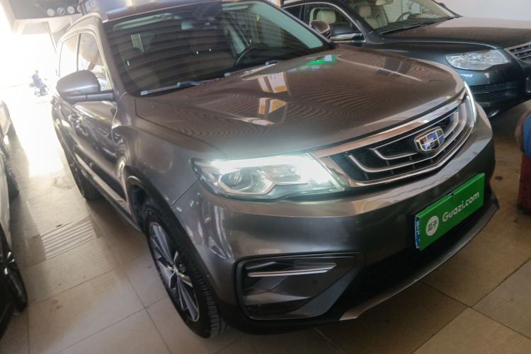 Used Geely Auto Emgrand X7 Sport 2018 1.8TD Automatic Two-Wheel Drive ZhiZun Model with 4G Connectivity
