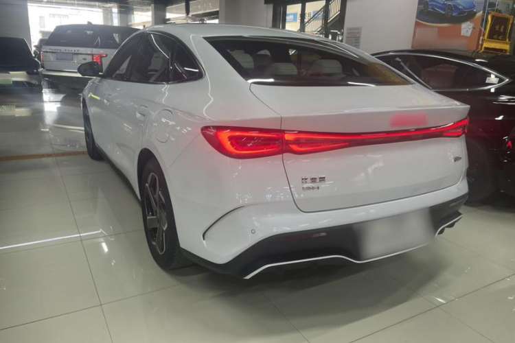 Used BYD Seal 06 New Energy 2024 DM-i 120KM Flagship Model
