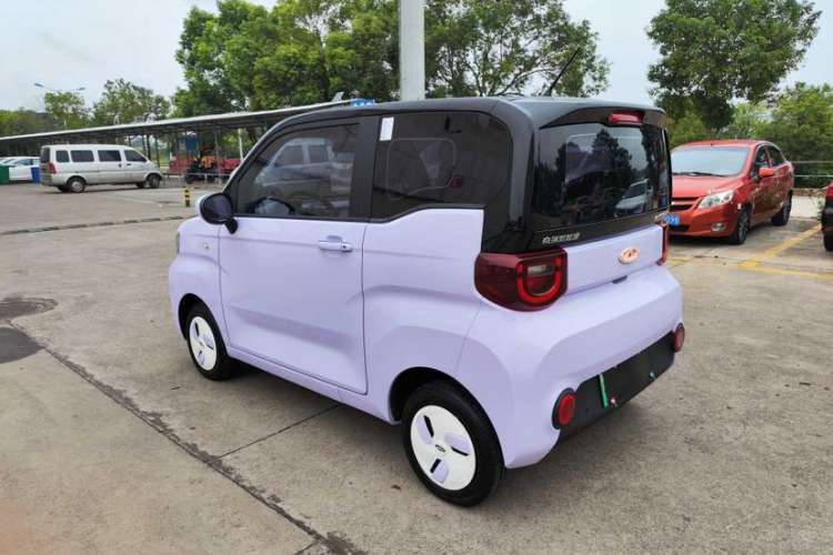 Used Chery QQ Ice Cream 2022 170km Sundae Phosphate Lithium-Ion