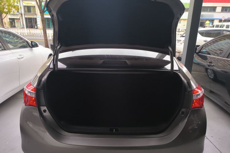 Used Toyota Corolla 2014 1.6L CVT GL-i
