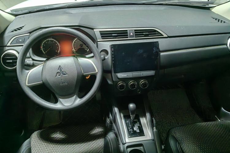 Used Mitsubishi ASX 2020 2.0L CVT Active Version
