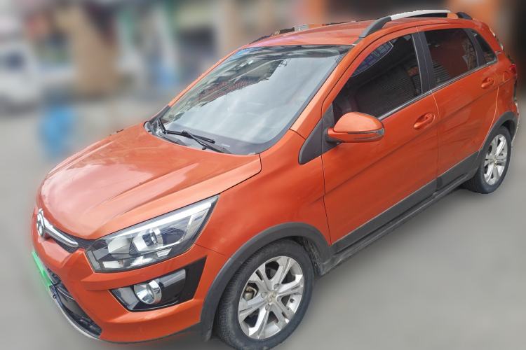 Used BAIC Senova X25 2015 1.5L manual Comfort trim level