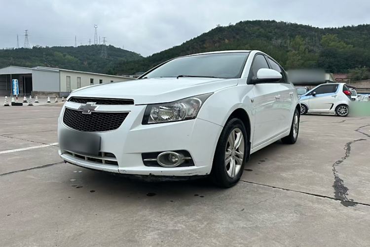 Used Chevrolet Cruze 2013 Hatchback 1.6L Automatic Luxury Model
