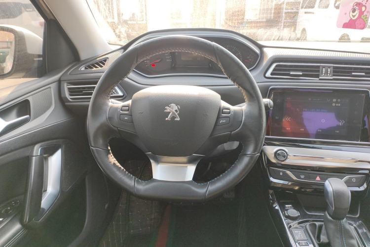 Used Peugeot 308 2016 1.6L Automatic Luxury Edition