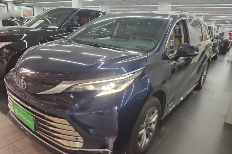 Used Toyota Sienna 2021 2.5L Hybrid Ultimate Edition