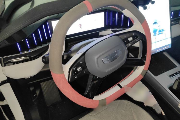 Used Geely Auto FX11 2024 1.5TD DCT Prestige Edition
