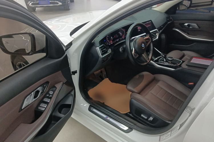 Used BMW 3 Series 2021 Facelifted 320Li M Sport Package
