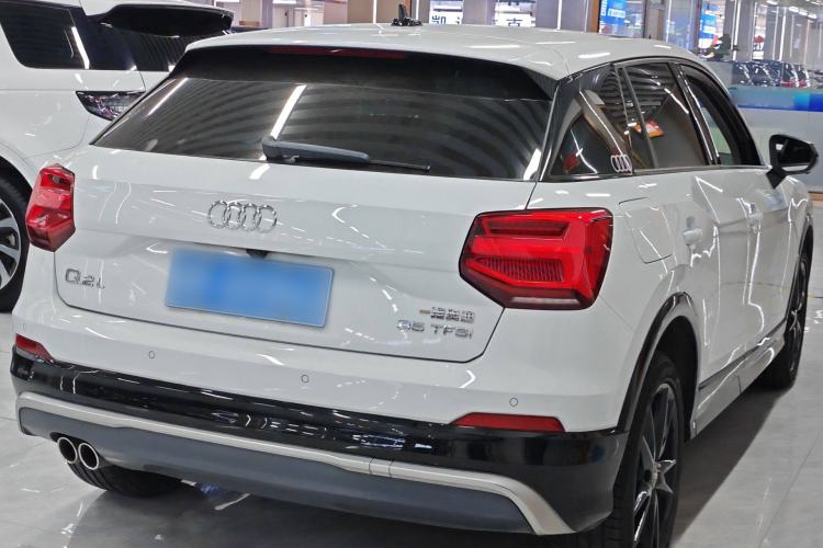 Used Audi Q2L 2018 35 TFSI Launch Exclusive Edition China VI
